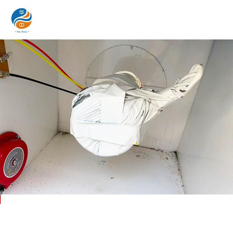 مقطورة صهريج وقود HUAZHONG بثلاثة محاور 50000L 55000L