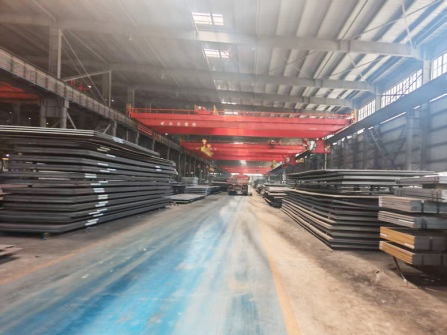 Tangshan Huizhe Supply Chain's first international order was awarded, and 2,000 tons of high-quality medium and thick plates set sail for India