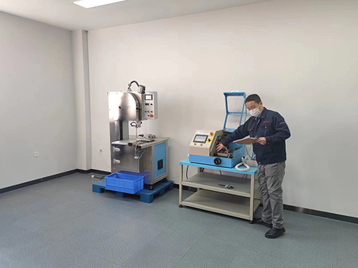 New Product Release: Automatic Precision Cutting Machine / Diamond Band Saw