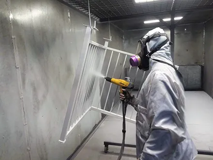 Blechflächenbehandlungsdienste