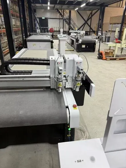 Dual-Head Collaboration, Increased Efficiency