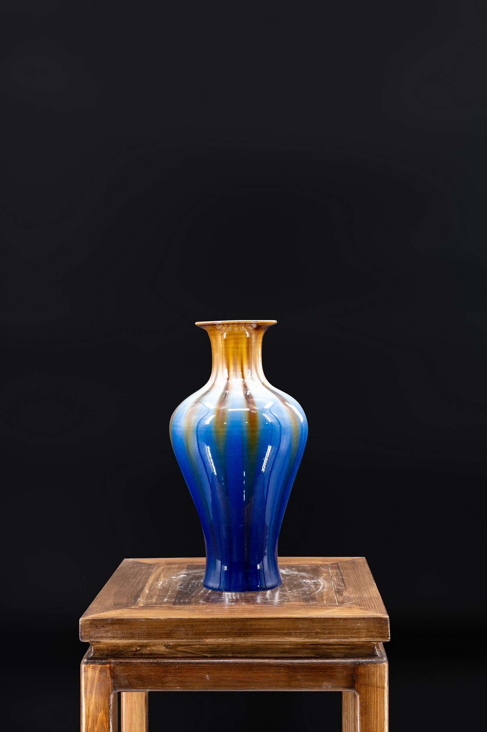 絶妙なJingdezhen磁器:時代を超越した中国のセラミックの傑作