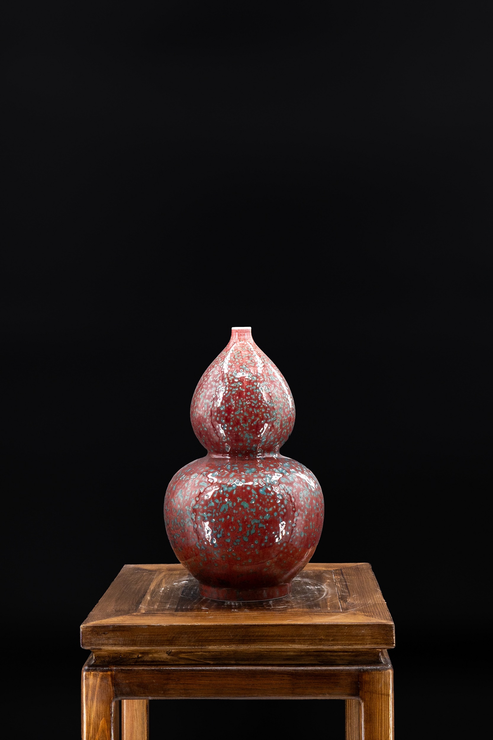 絶妙なJingdezhen磁器:時代を超越した中国のセラミックの傑作