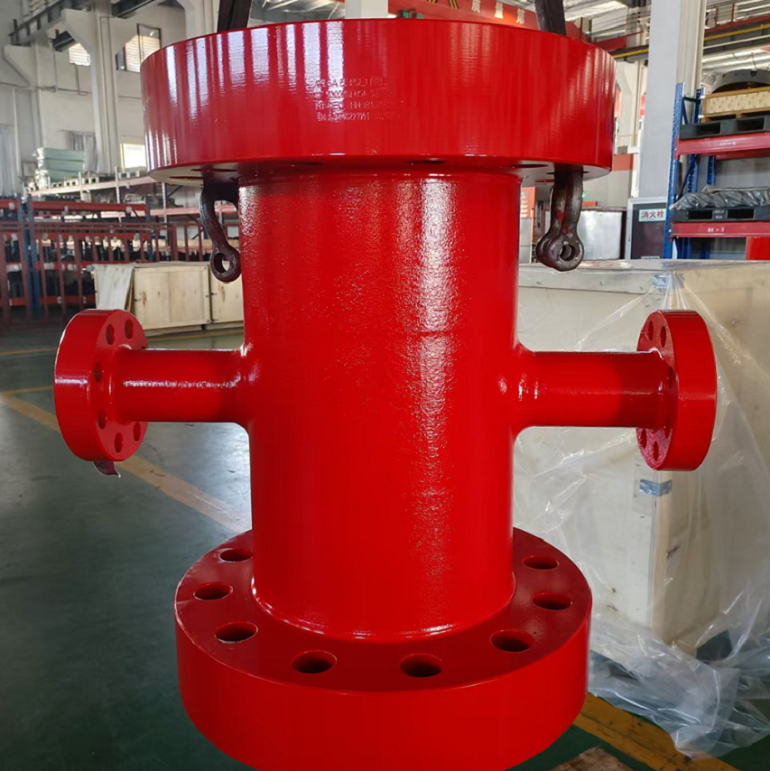 Below Spool Drilling Cross Joint Drilling Spool The four-way under the wellhead ...