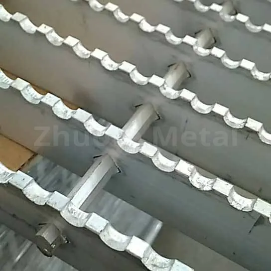 aluminum serrated bar grating