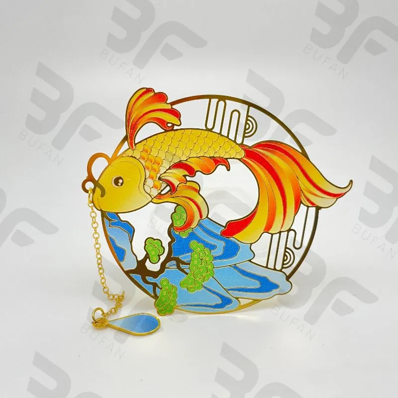 Can I customize metal keychains with my logo?