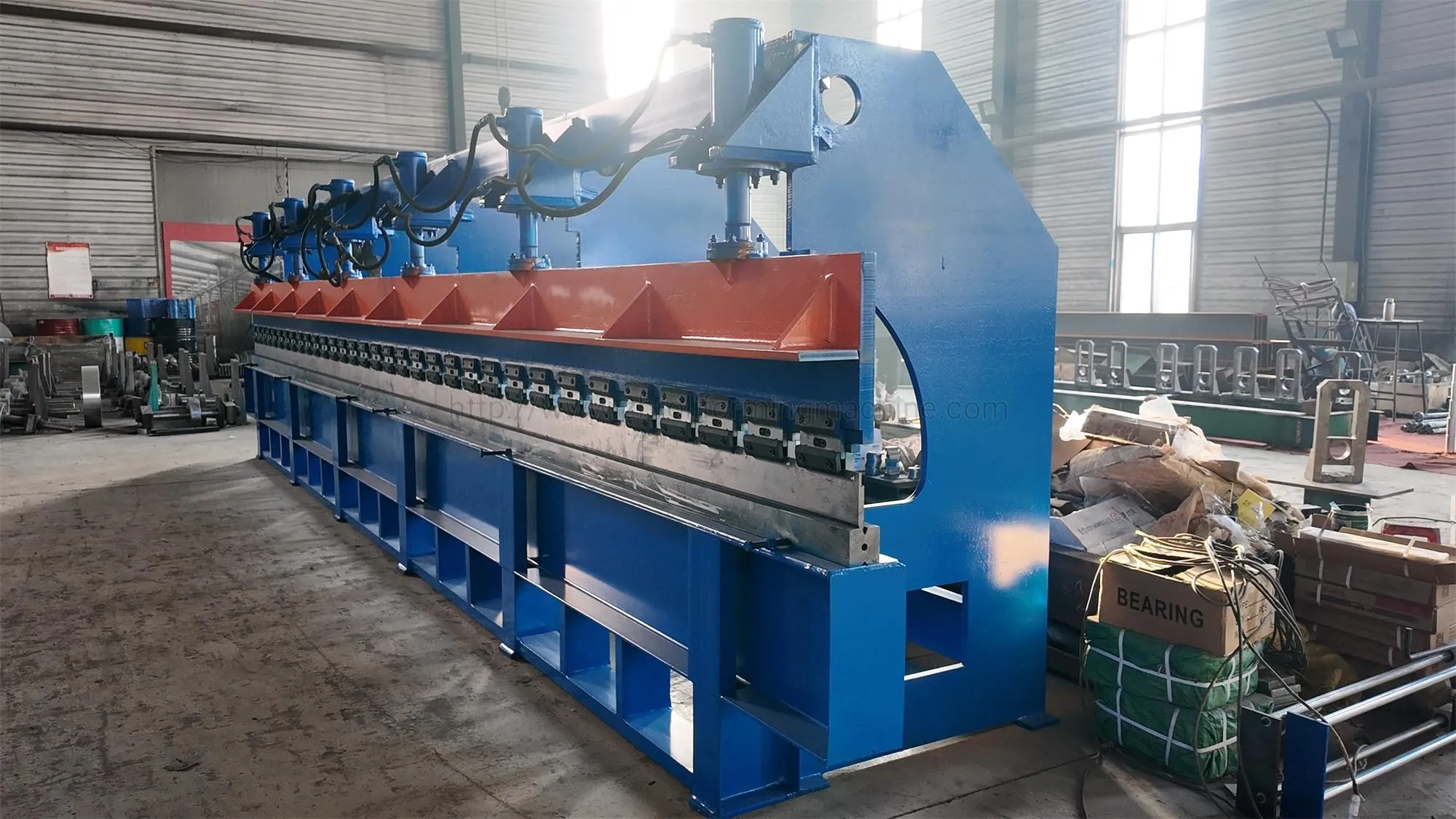 High-Quality Manual Bending Machine for Metal Sheets.