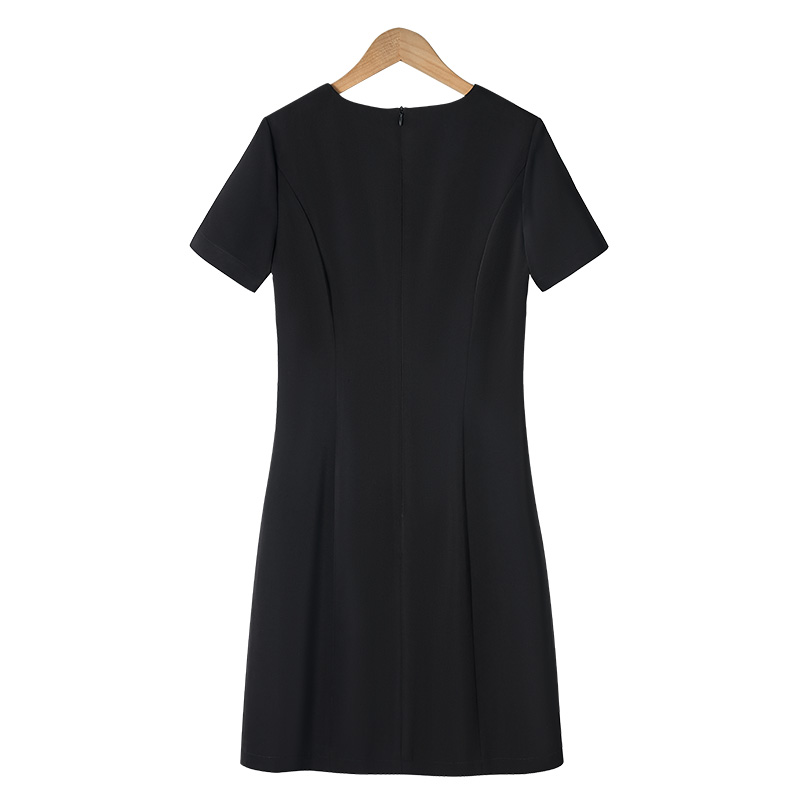 Vestido profesional ejecutivo de servicio al cliente
