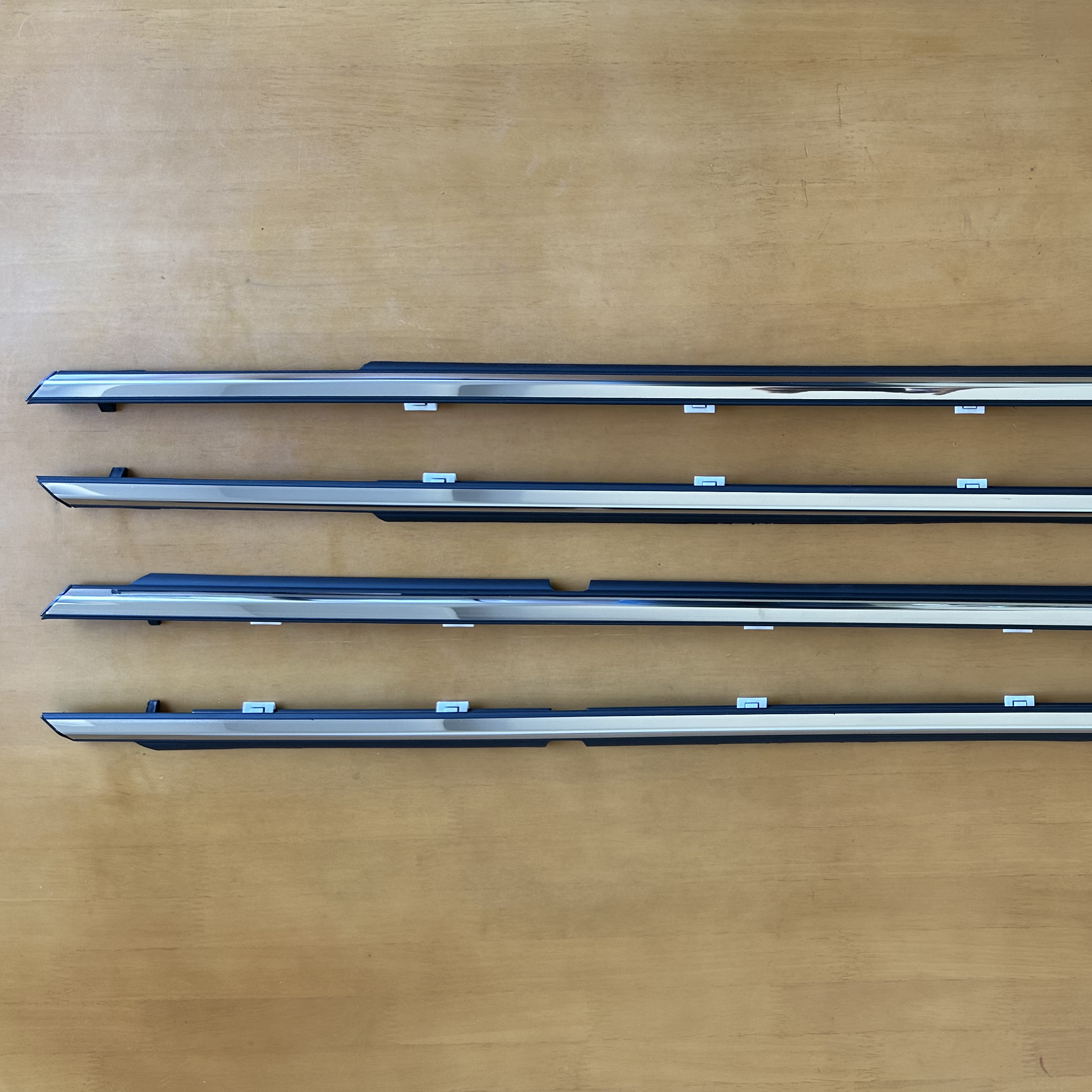 Car Door Weather Strip for Toyota Camry 2001-2005