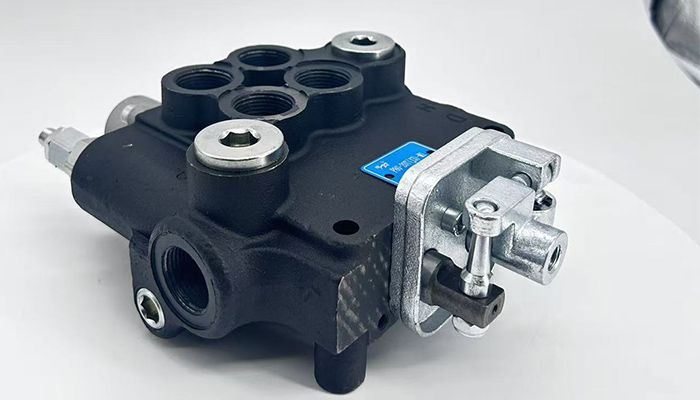 P80 Series Monoblock Directional Control Valve