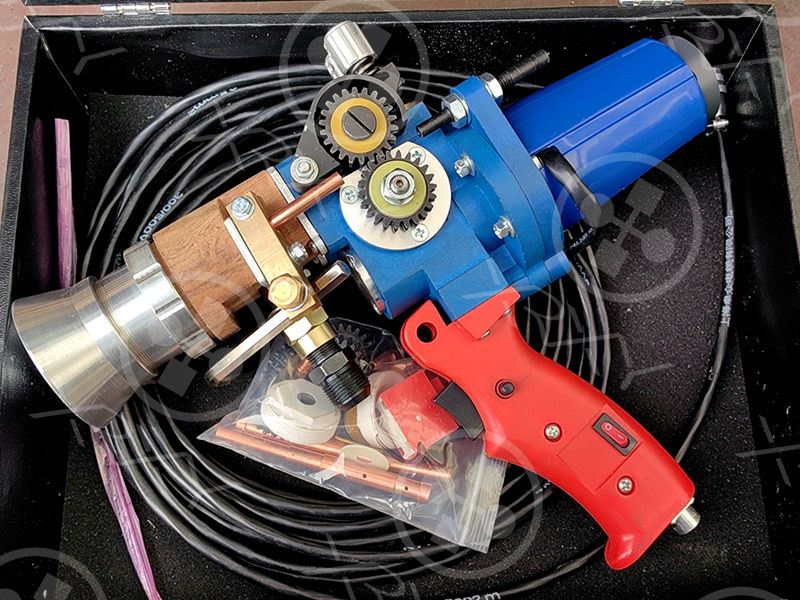 ម៉ាស៊ីនបាញ់ធ្នូបាញ់ធ្នូ