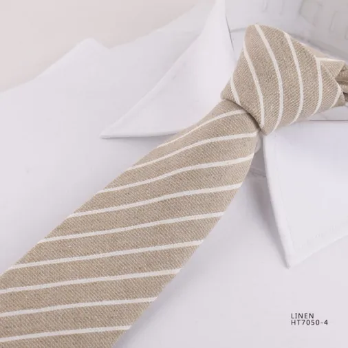 Classic stripe pattern casual neck tie for men