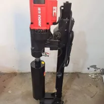 Станок для сверления бетона и извлечения сердцевины из него