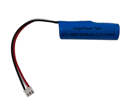 Le batterie agli ioni di sodio della Rising Star nei lampioni solari e nelle batterie di avviamento per motociclette