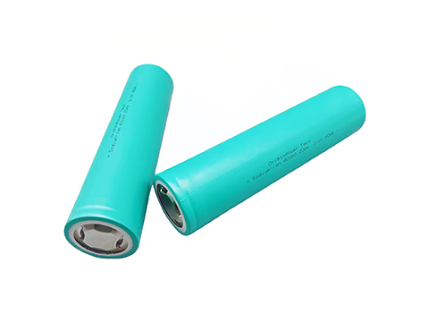 La stella nascente: batterie agli ioni di sodio nei lampioni solari e nelle batterie di avviamento per motociclette