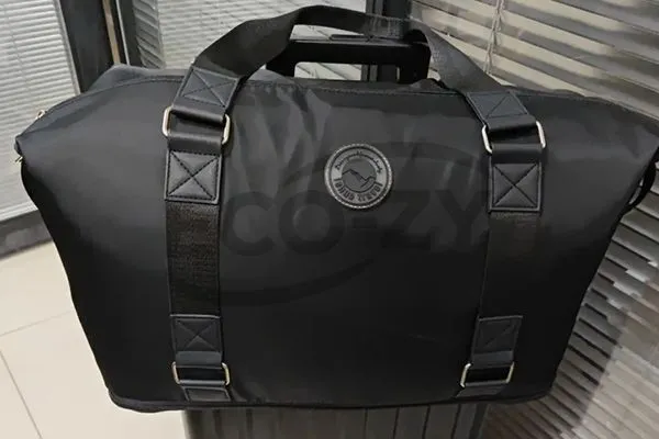 Sérsniðnar töskur