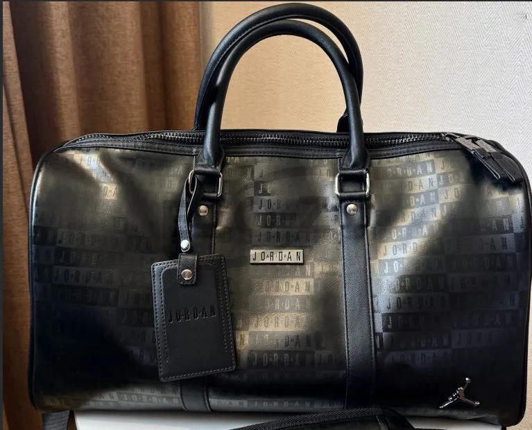 Sérsniðnar töskur