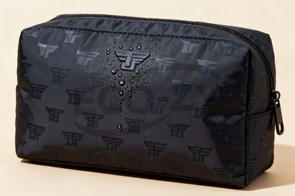 Sérsniðnar snyrtitöskur