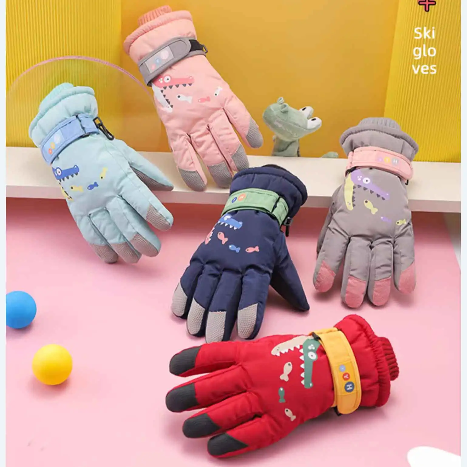How to choose children's warm gloves?
