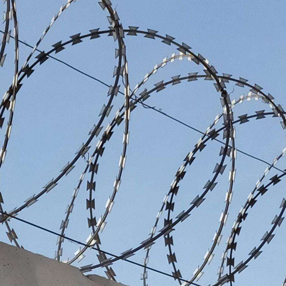 Square Razor Barb Wire Barbed Wire razor Wire for Sale