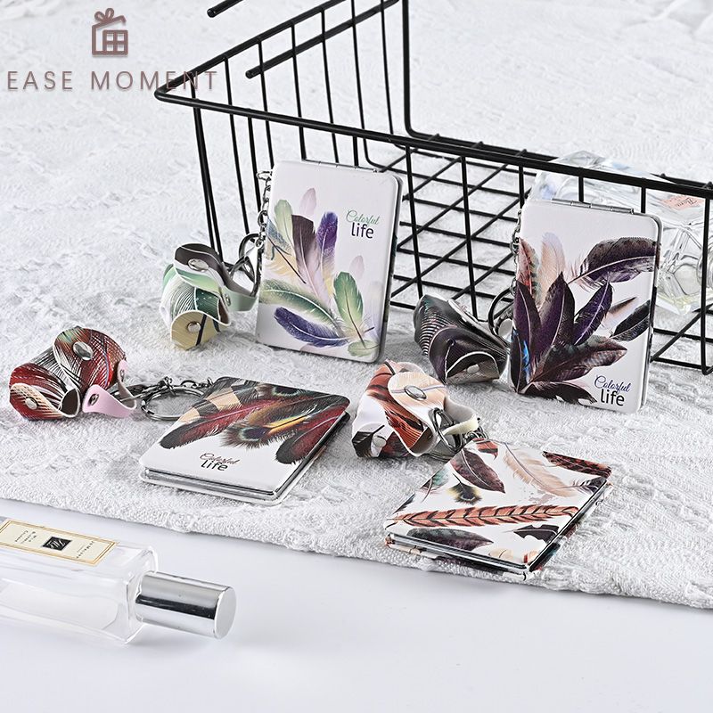 Makeup mirror hanging bag