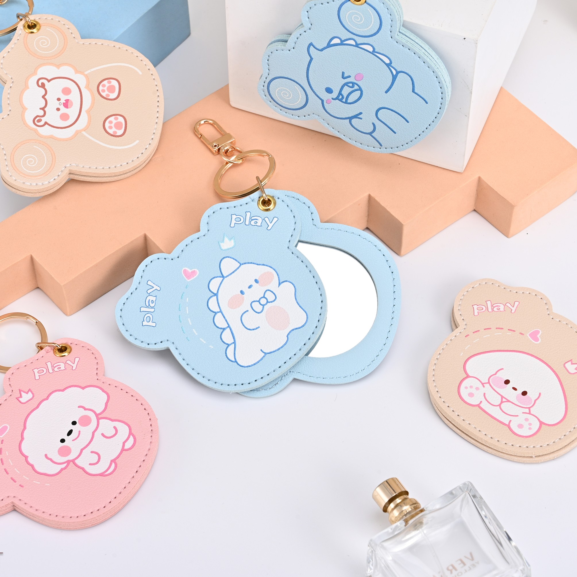 Cartoon Keychain Bag-Hanging Makeup Mirror - Cute Portable Grooming Tool