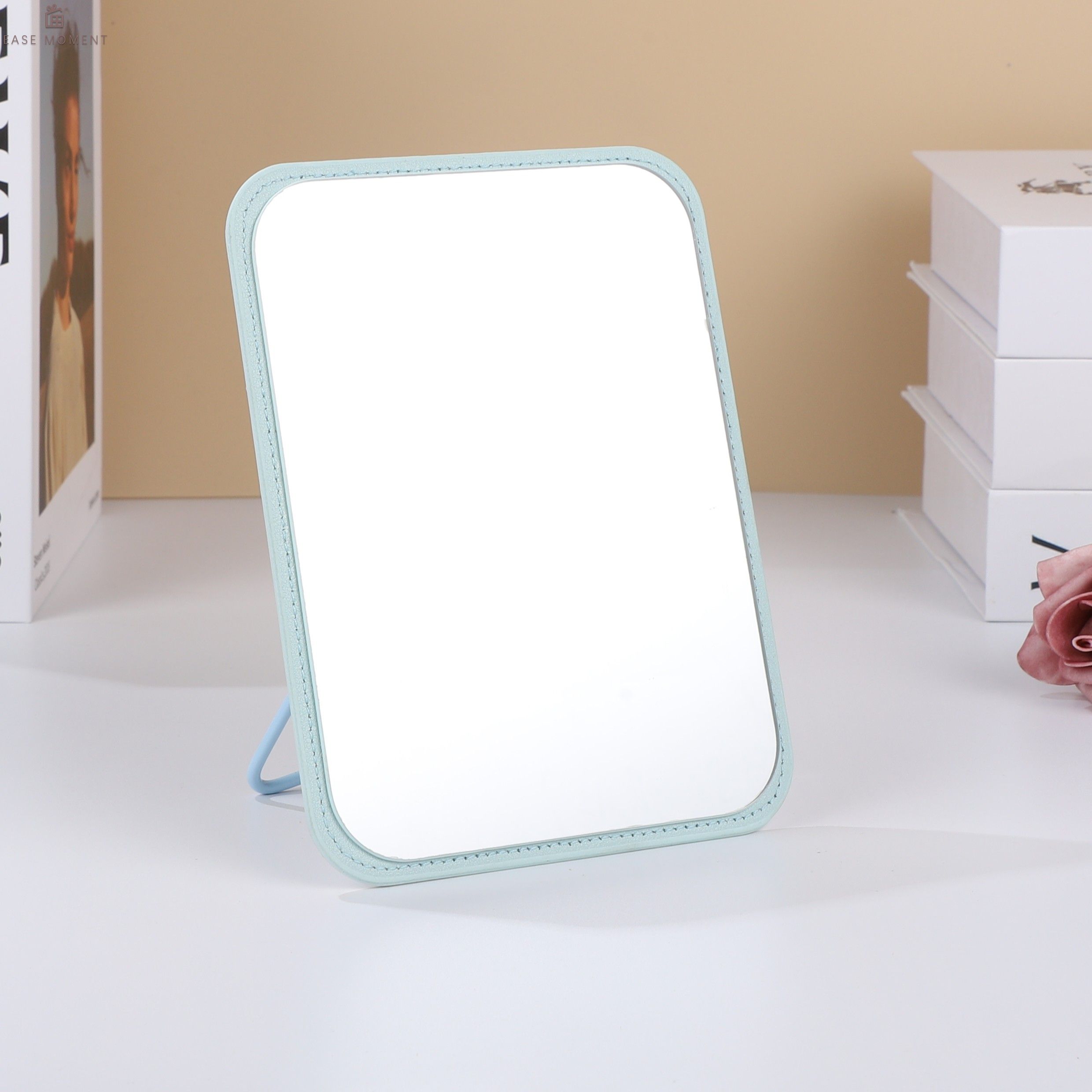 Student-Friendly Foldable Desktop Mirror - Dorm & Desk Essential