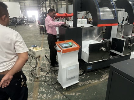 Indian Buyers Conduct On-Site Trials of Door and Window Equipment