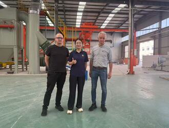 Customers Visit Factory Maode