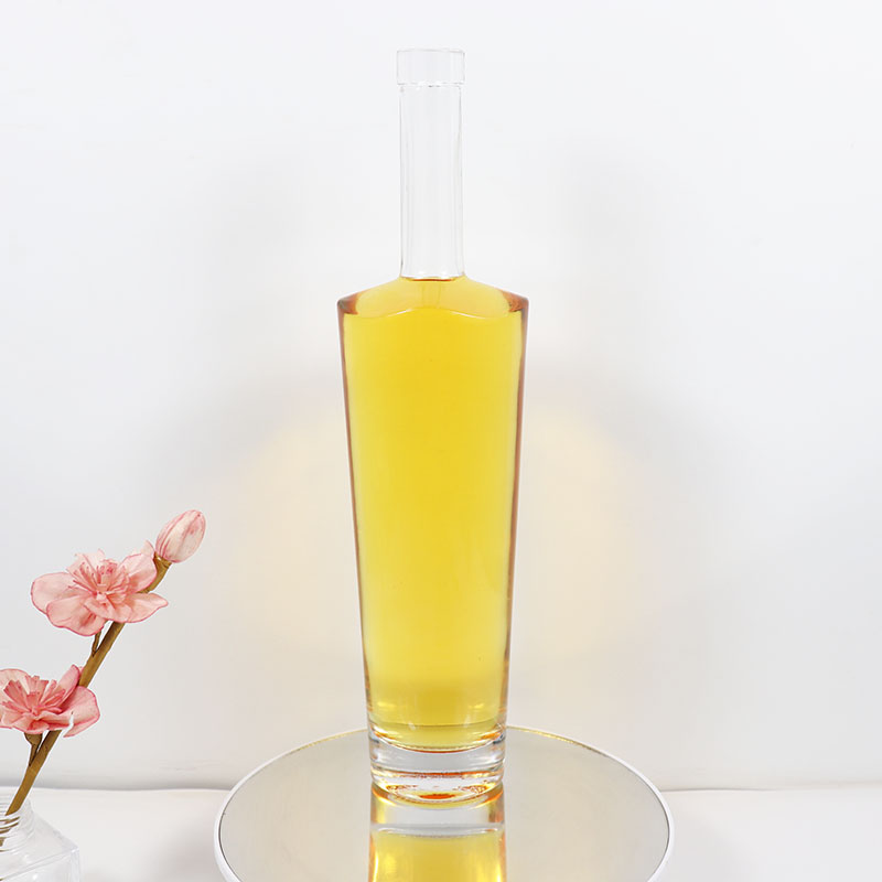 NC179 500ml 650g empty spirits glass bottle
