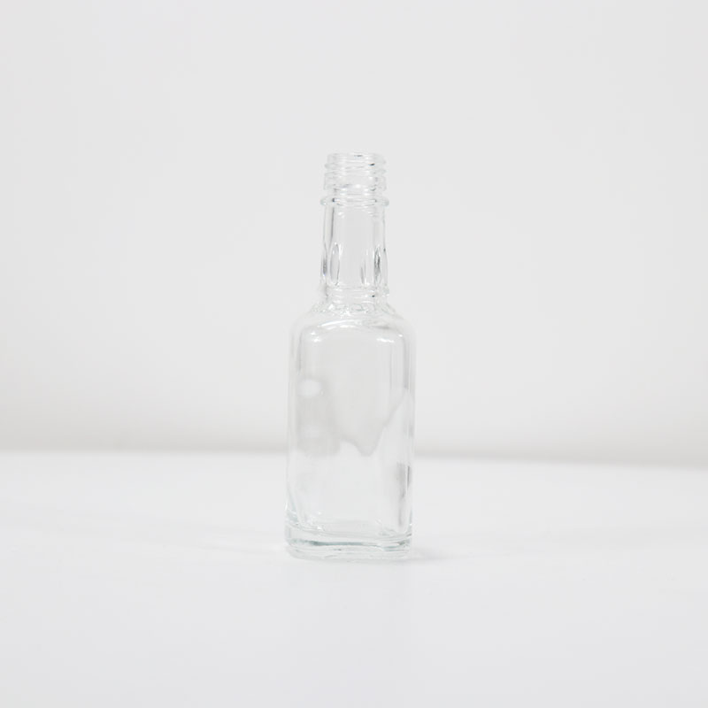 NC202 50ml Mini Glass Liquor Bottle