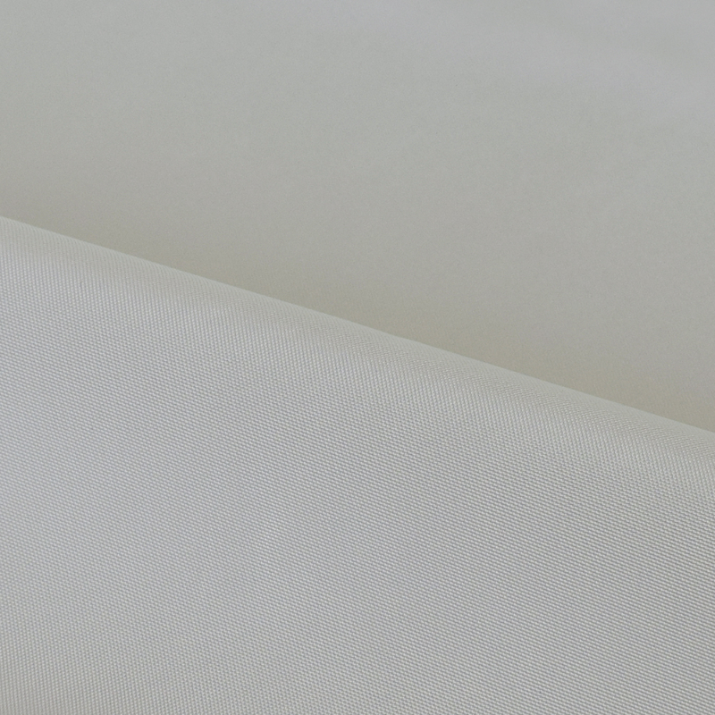 100D Plain Weave Polyester Fabric Dengan Film Transparan Untuk Jaket