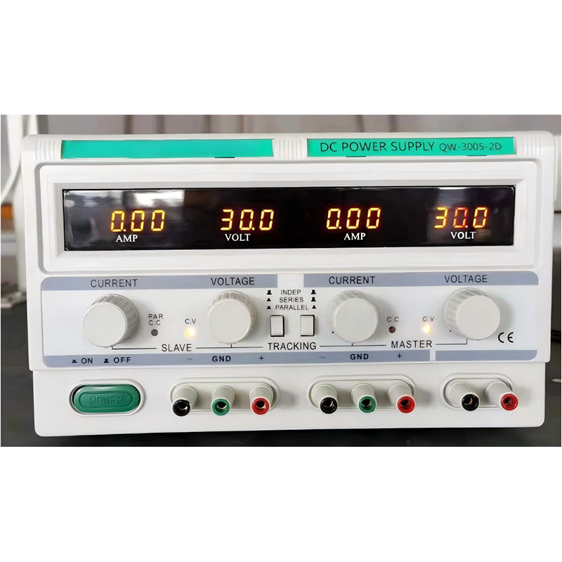 Ngalih DC diatur Power Supply