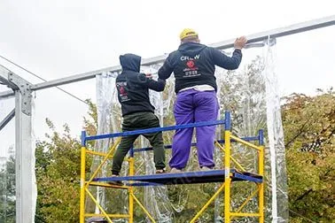 Festzelt mit klarem Dach