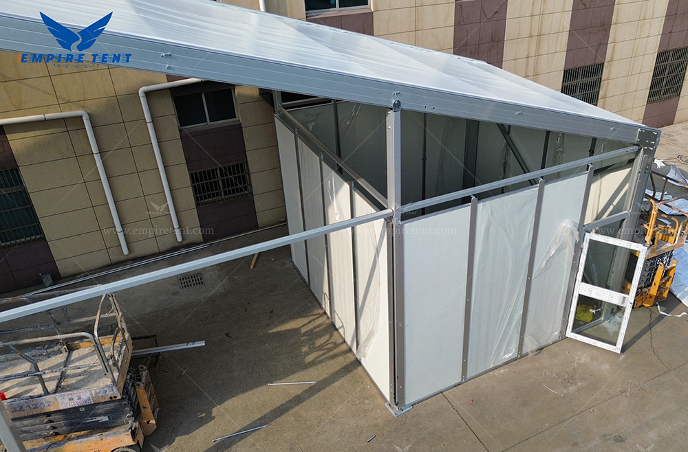 The factory has successfully tested and erected a 30-meter-span column-free church tent