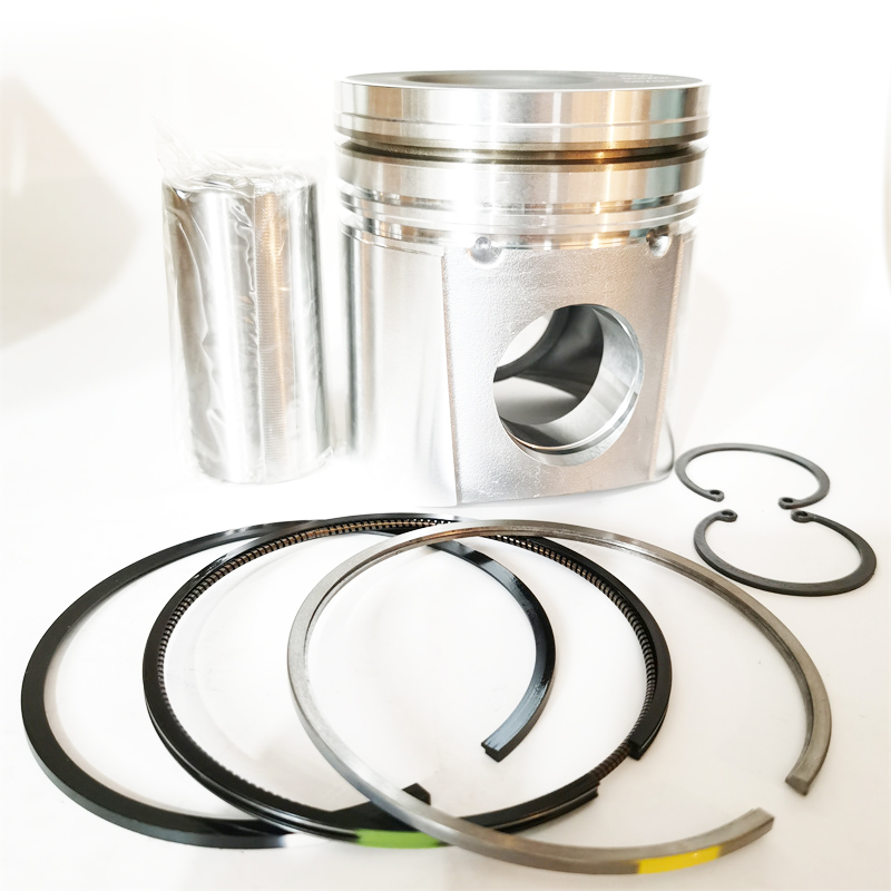 3802601 Cummins 6CT piston kit with rings