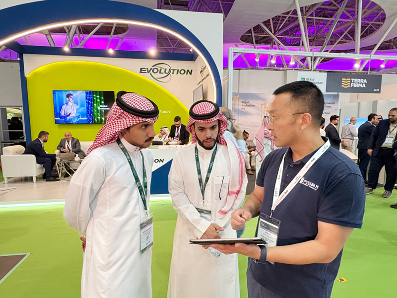 Интеллектуальные строительные решения Fangshi Technology произвели фурор на выставке Saudi Infrastructure Expo 2025