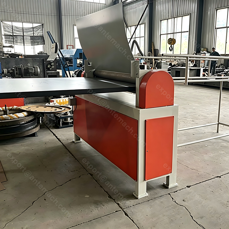 Máy cán tròn thân trống