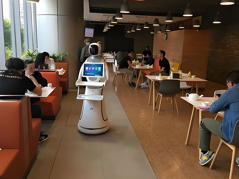 Robotförsäljningen fortsätter att klättra, med synergistiska ansträngningar inom flera sektorer, inklusive matleverans, hälsning och logistik