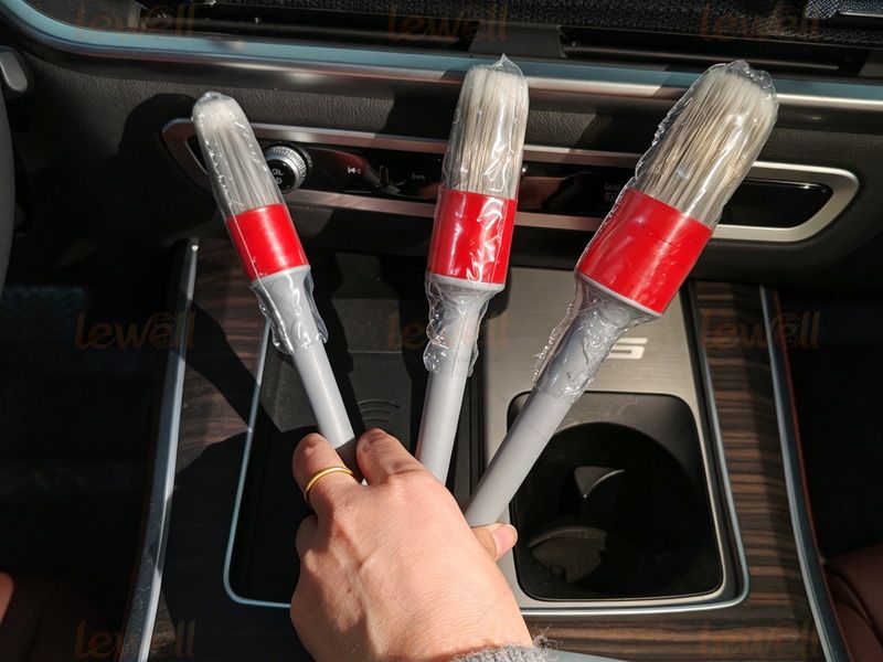You Need These Brushes to Clean Car Wheels