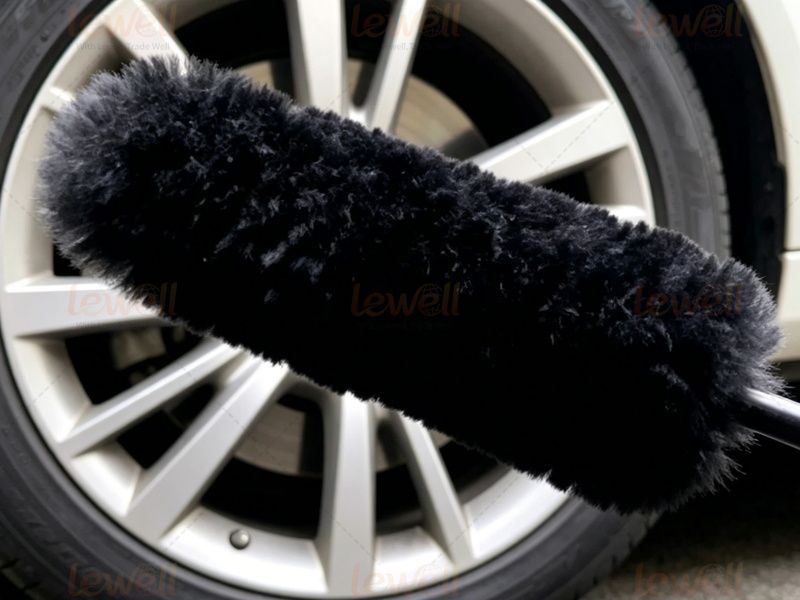 You Need These Brushes to Clean Car Wheels