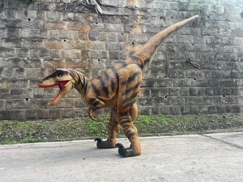 Костюм динозавра