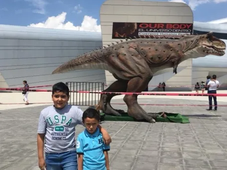 Cómo diseñar un dragón animatrónico gigante para festivales y atracciones con {keywords}