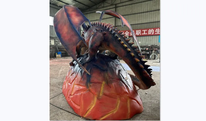 Modelo animatrónico de dragón de fuego