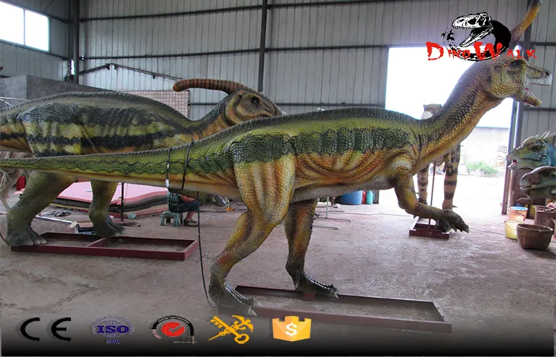 Modelo de simulación de tamaño real del dinosaurio Tsintaosaurus exclusivo de China