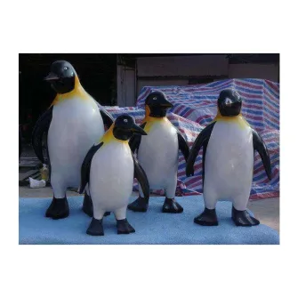Serie de animales de fibra de vidrio, linda estatua de pingüino