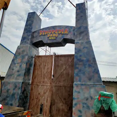 Puerta de entrada de fibra de vidrio del Parque Jurásico