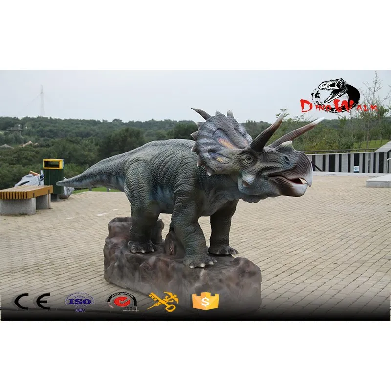 Lindo bebé dinosaurio animatrónico Triceratops con simulación de movimiento