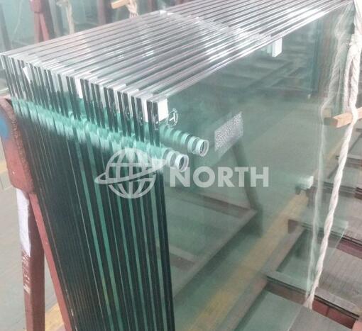 Laminated glass