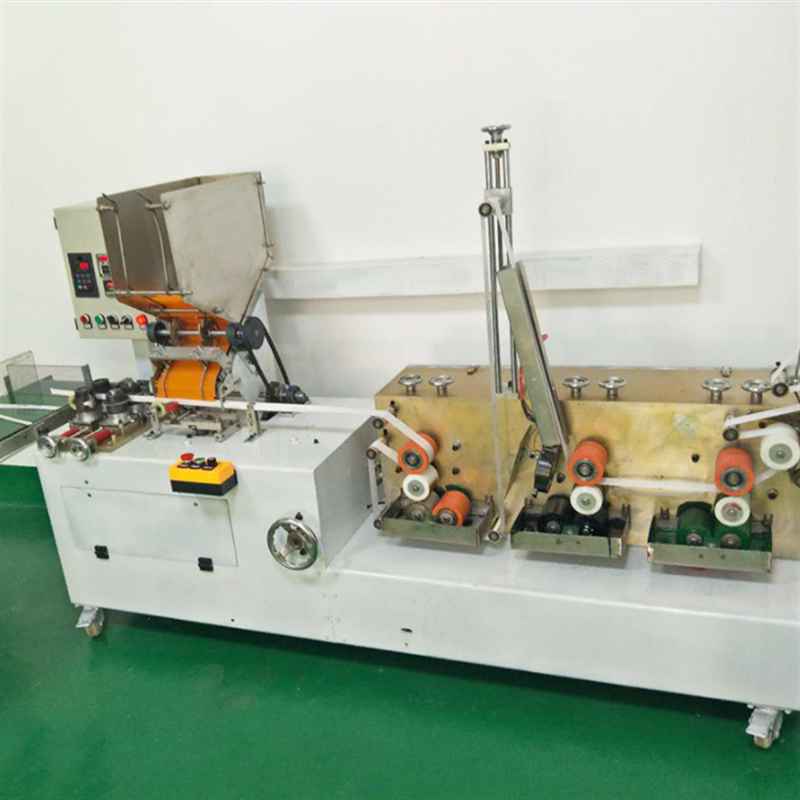 Automatic straw packing machine with color printing